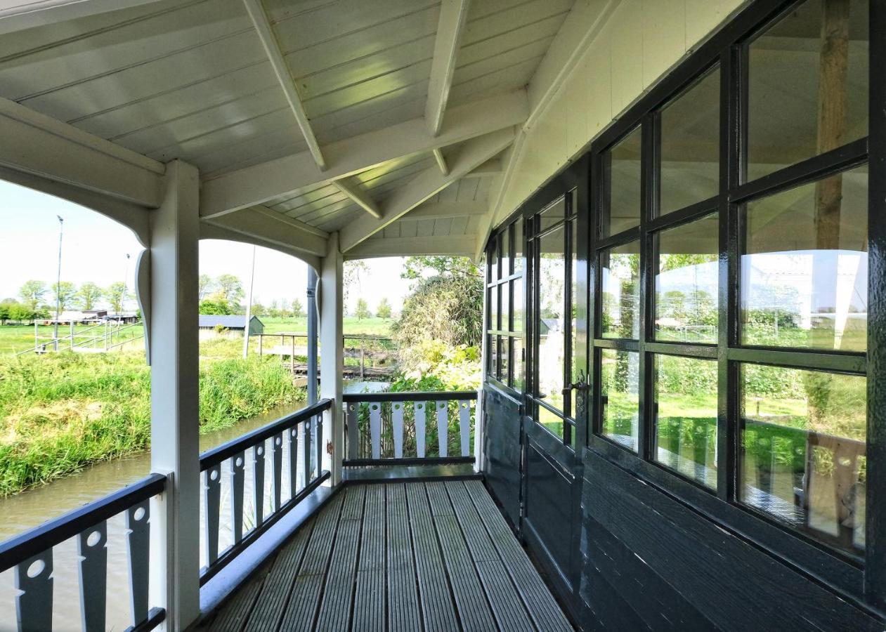 Idyllisch En Knus Huisje Met Prachtige Veranda. Oterleek Exterior foto