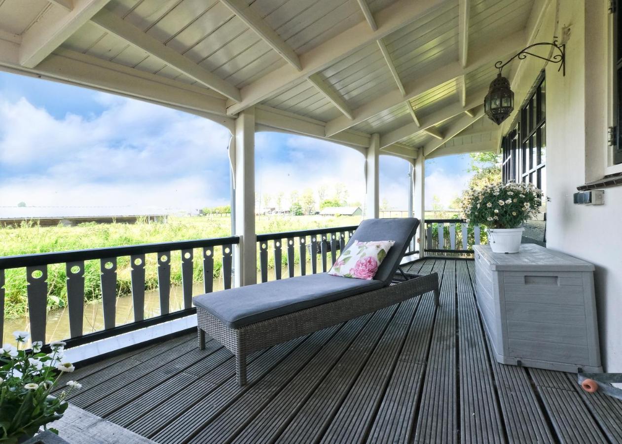 Idyllisch En Knus Huisje Met Prachtige Veranda. Oterleek Exterior foto